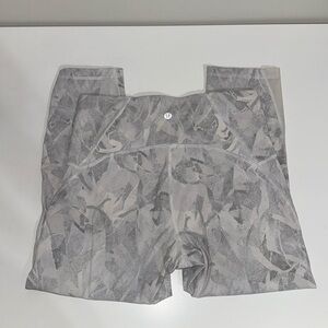 LULULEMON cropped leggings